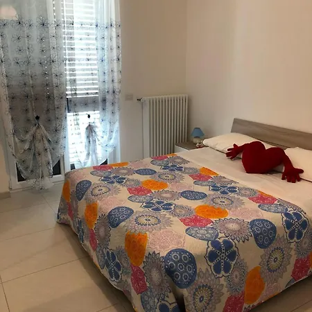 Petali Rosa- Dimora Orizzonte Vista Mare بيت ضيافة بولينيانو آ ماري