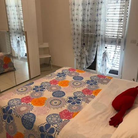 Petali Rosa- Dimora Orizzonte Vista Mare 3*