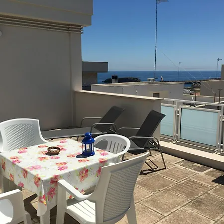 Petali Rosa- Dimora Orizzonte Vista Mare 3* Polignano a Mare